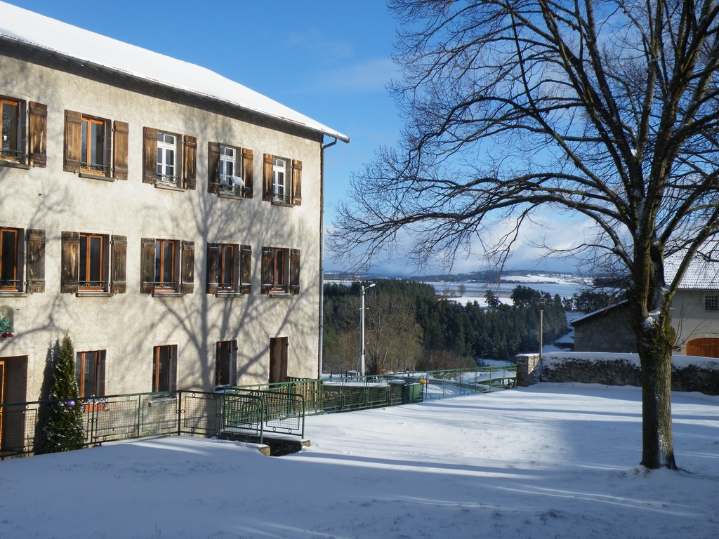 le gîte sous la neige